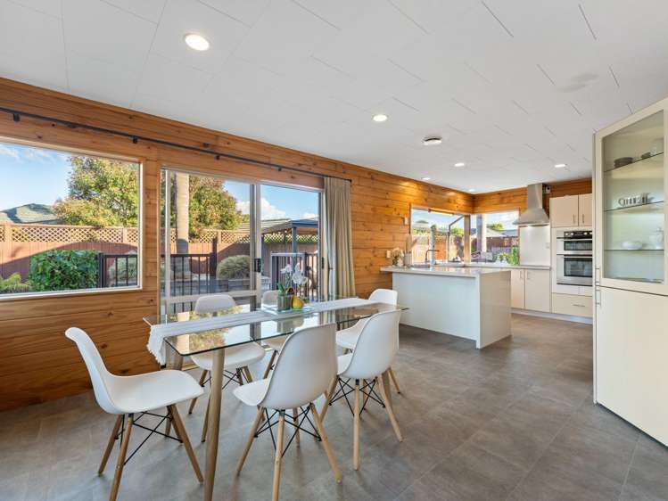 11 Graham Tagg Close Pahurehure_9