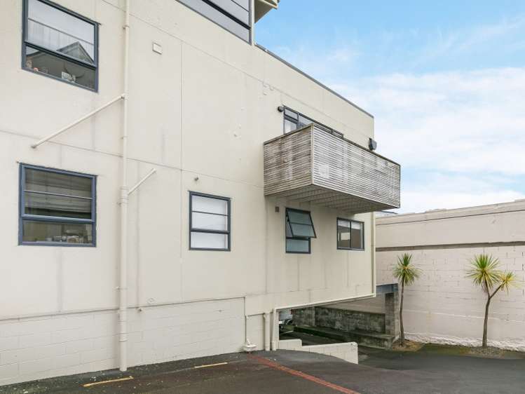 50/35 Pirie Street Mount Victoria_13