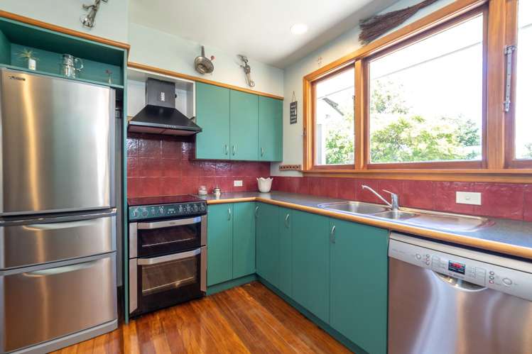 120 Alford Forest Road Allenton_16