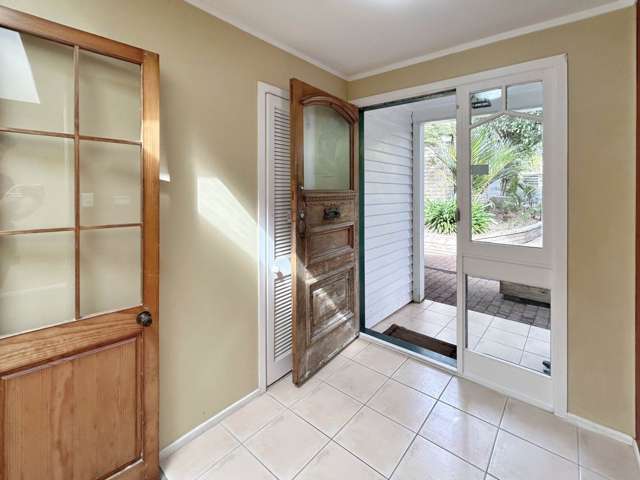 182 Woodlands Park Road Titirangi_3