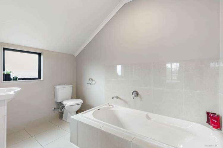 27 Campbell Road Royal Oak_10