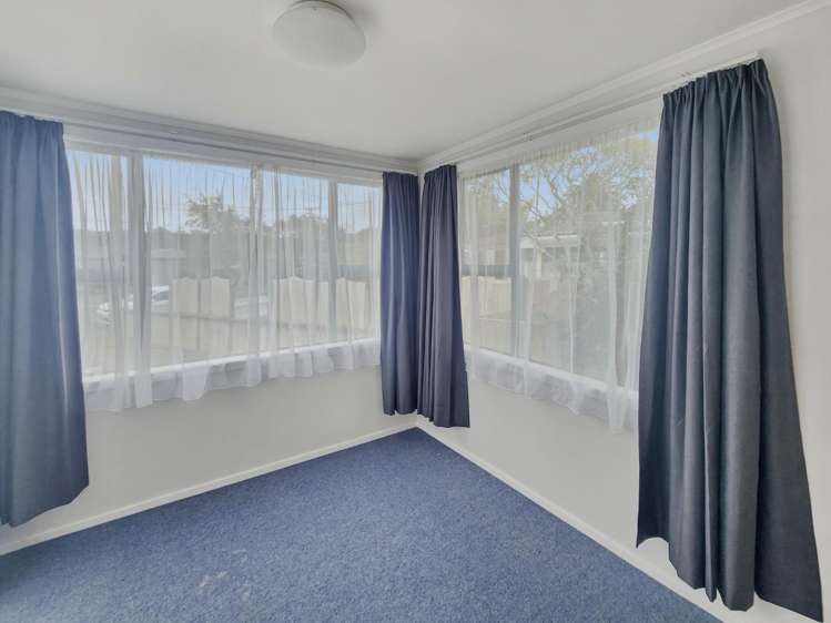 2 Miles Crescent 10629_7