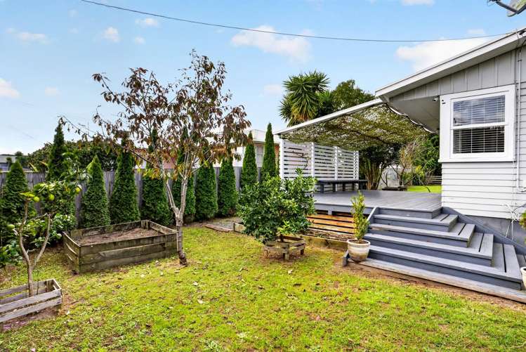 62 Valentine Street Papakura_15
