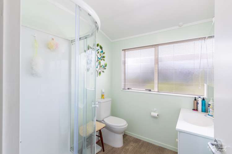 27/17 John Street Trentham_10