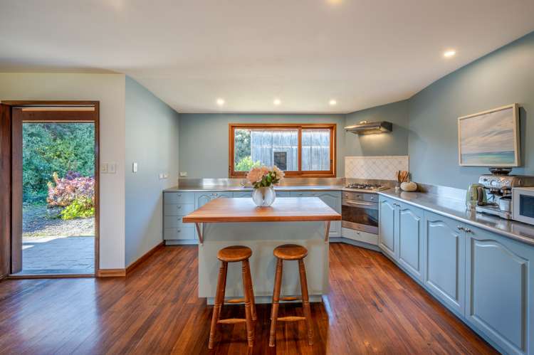 53 Old French Road Takamatua_16