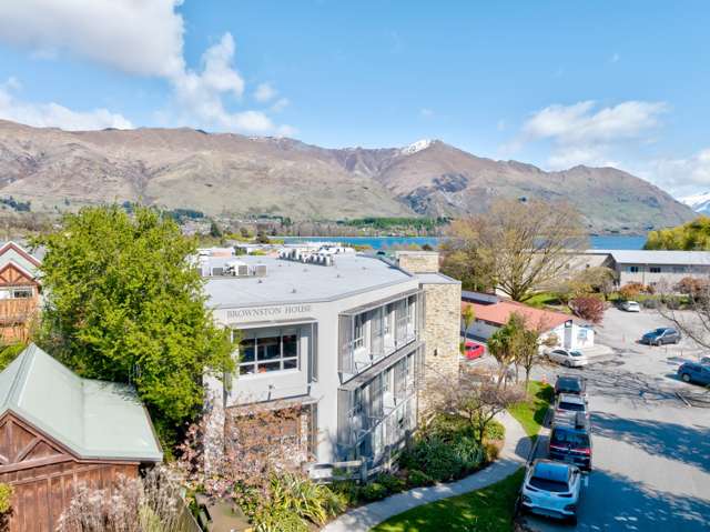 2/21 Brownston Street Wanaka_2