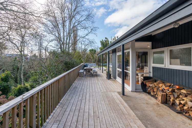 24 Tudor Crescent Chedworth_21