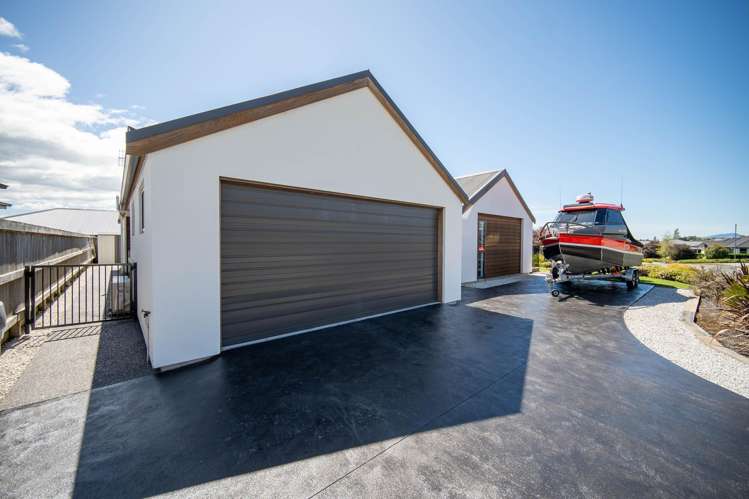 18 Sabine Drive Richmond_25