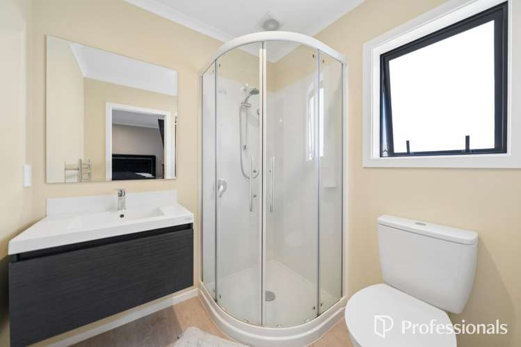 6 Jack Vaughan Grove Wainuiomata_17
