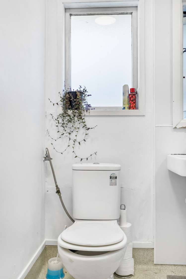 1 Frobisher Way Clendon Park_21