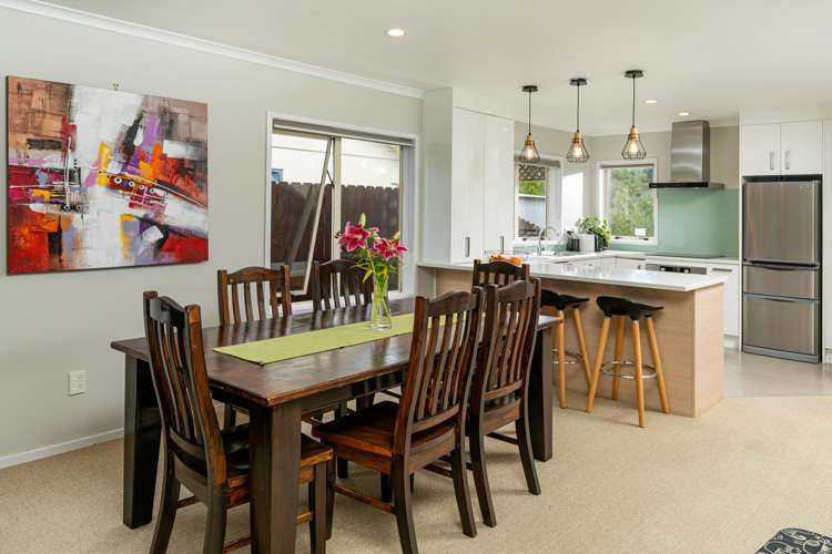 10 Lucienne Drive Ranui_7