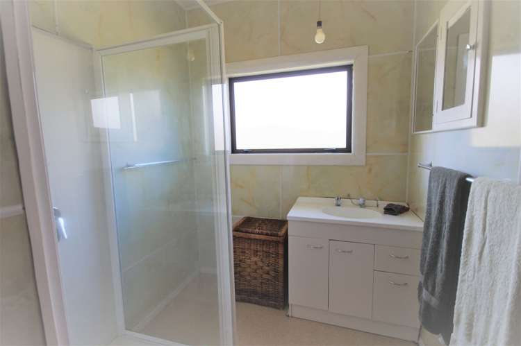 8 Allan Street Waikari_9