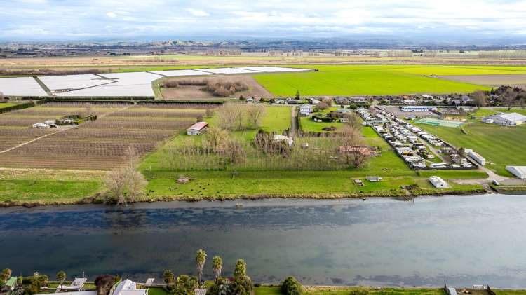 39 Farndon Road Clive_26