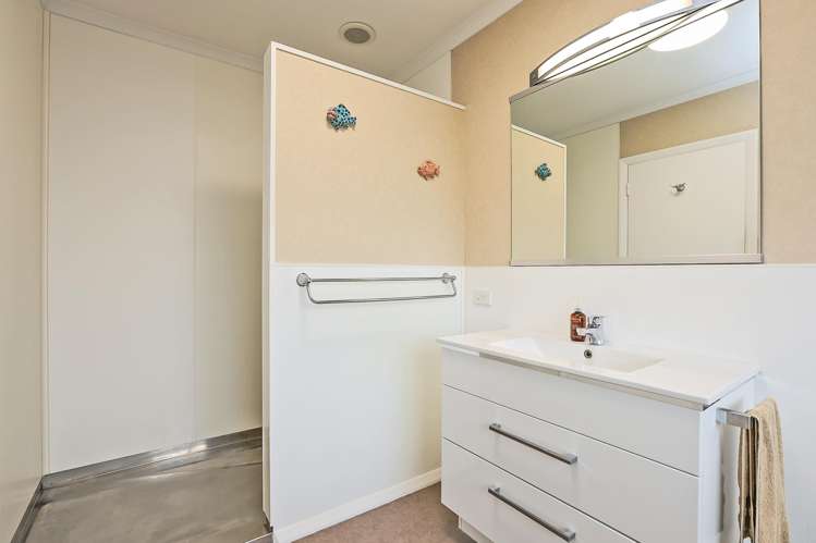 31 Holyrood Street Taradale_10