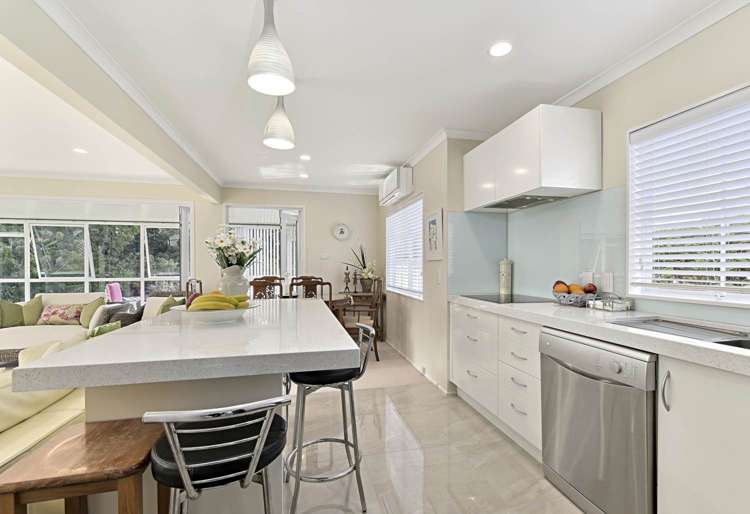 36 Deodar Place Totara Heights_11