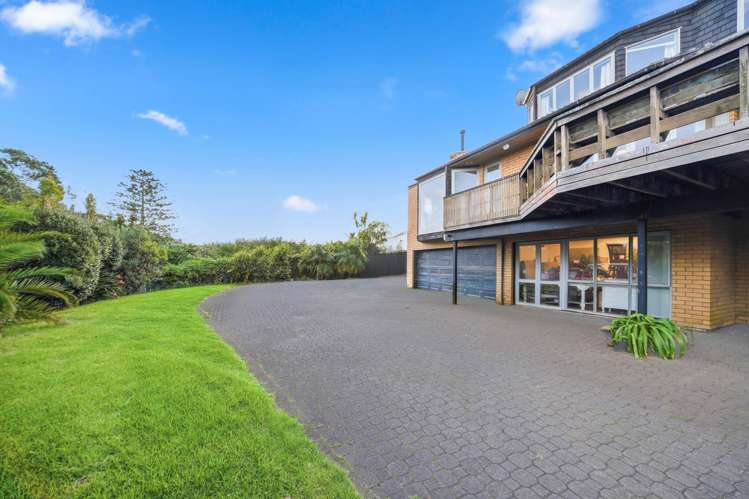 1 Churchill Road Murrays Bay_33