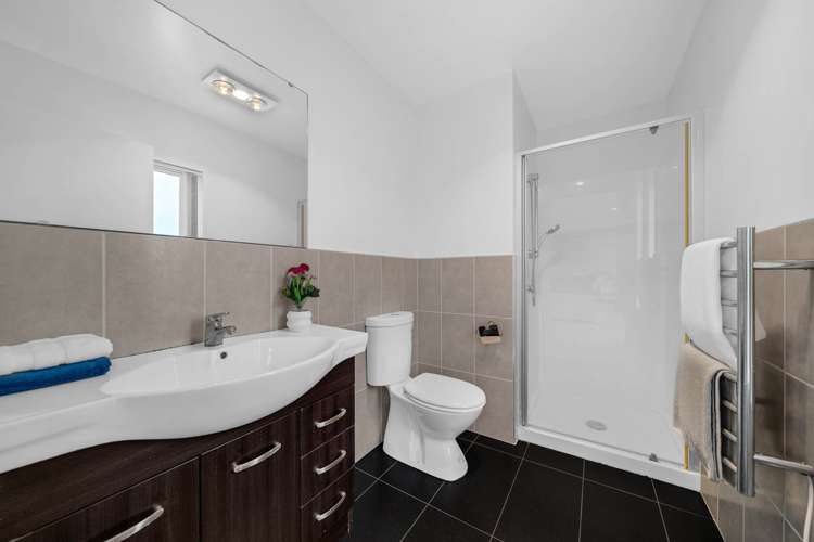 4 Phar Lap Crescent Takanini_31