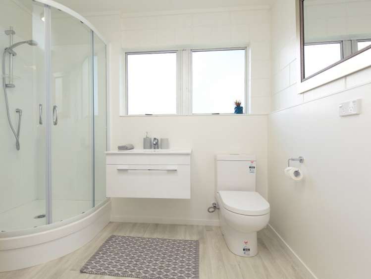 10/19a Verbena Road Birkdale_4