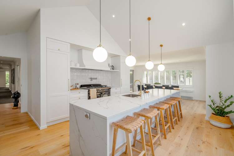 2 Waterstock Way Waitikiri_10