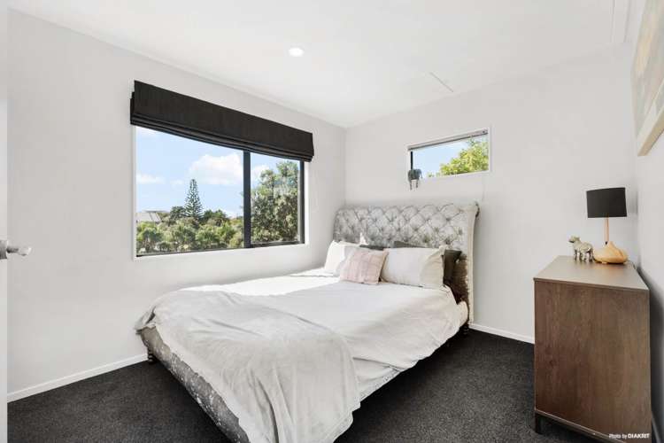 6a Tallington Crescent Torbay_11