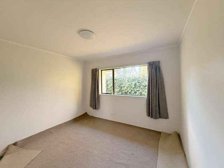 1/26 Ngamotu Road 11201_12