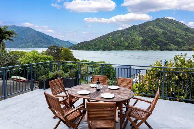 Your Mahakipawa Haven, Sun. Space. Serenity.