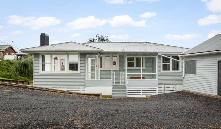 38 Silverton Road Waihi_29