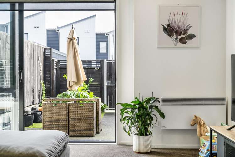 10 Malcolm Calder Road Hobsonville Point_11