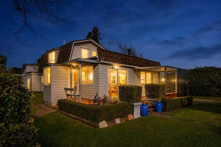 1366 Rangiotu Road_3