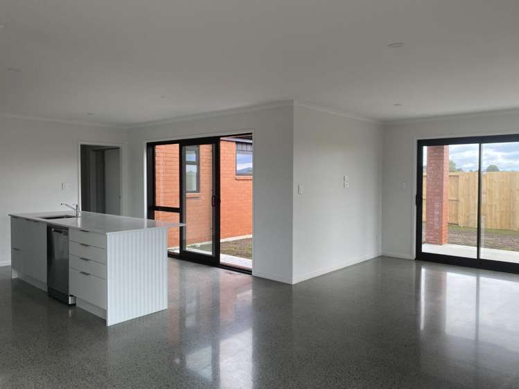 36 Taurangawaka Road One Tree Point_7