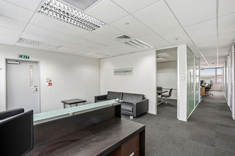 G4/27-29 William Pickering Drive Albany_3