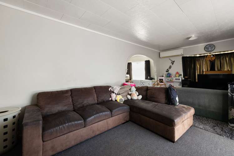 8 and 8A Bartholomew Drive Nawton_2