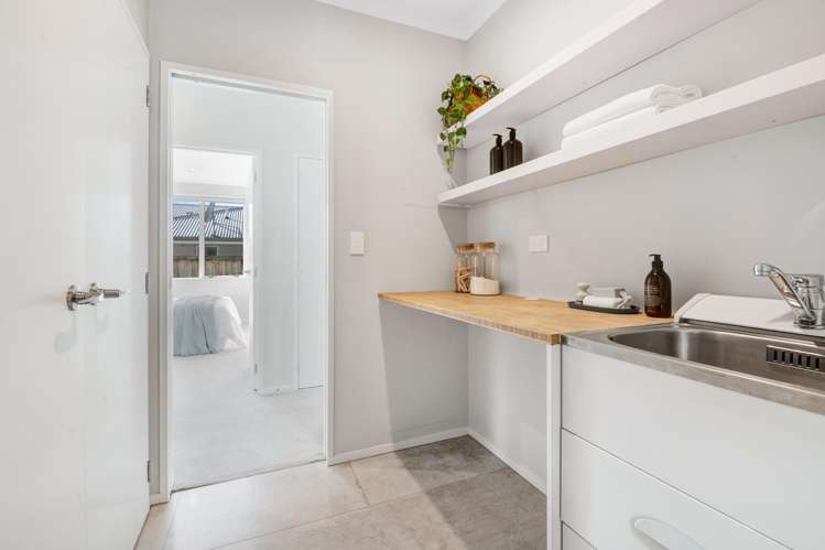 26 Kukuwai Avenue Red Beach_21