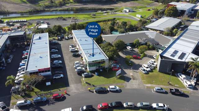 Unit A/7 Vega Place Mairangi Bay_1