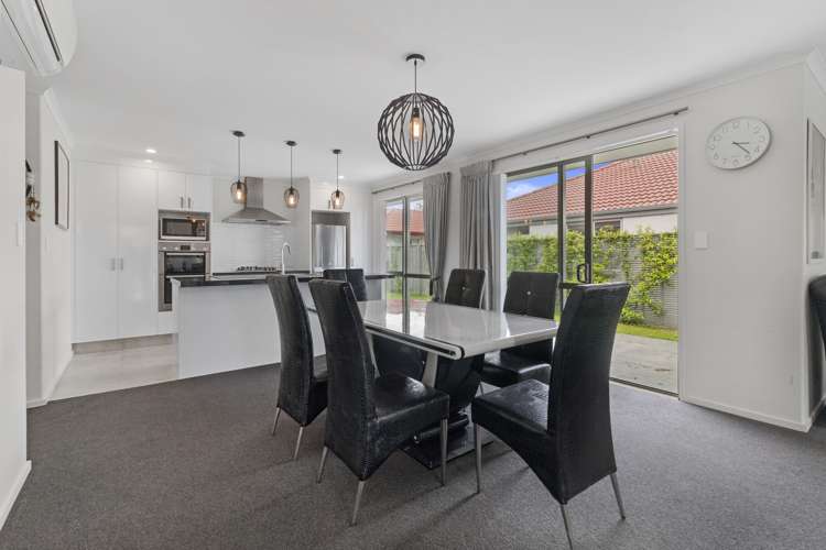 6 Muirfield Crescent Aongatete_1