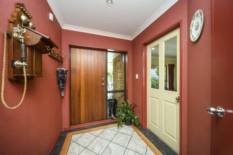 53 Pacific Drive Fitzherbert_5
