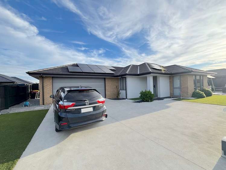 12 Agathis Crescent_0