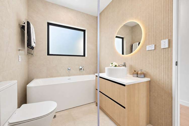 6 Awaiti Way Orewa_16