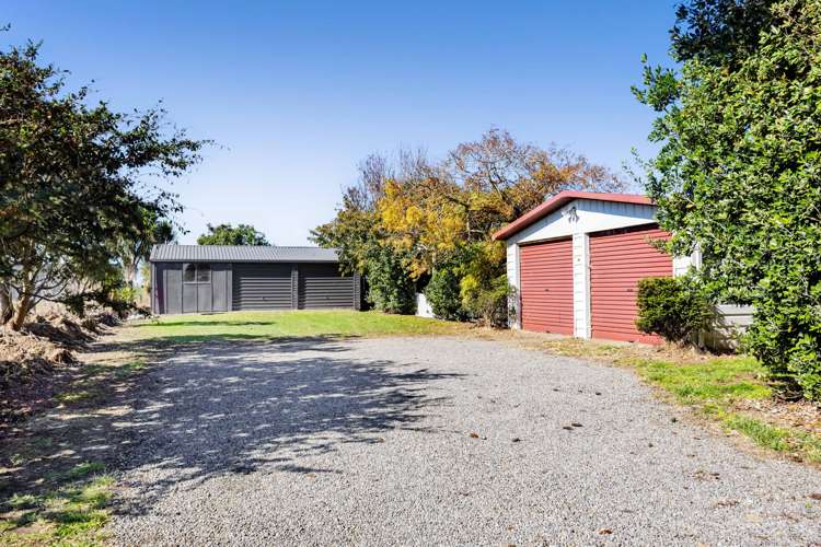 1170 A South Road Manaia_39