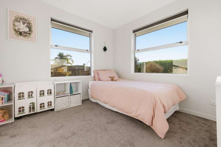 244 Ballintoy Park Drive Welcome Bay_14