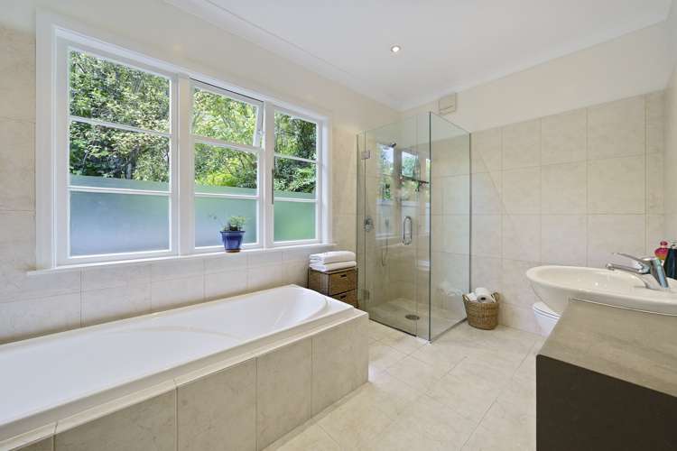 48 Rona Street Eastbourne_14