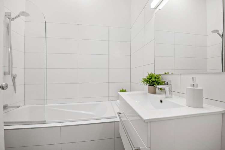 54b/130 Great South Road Epsom_15