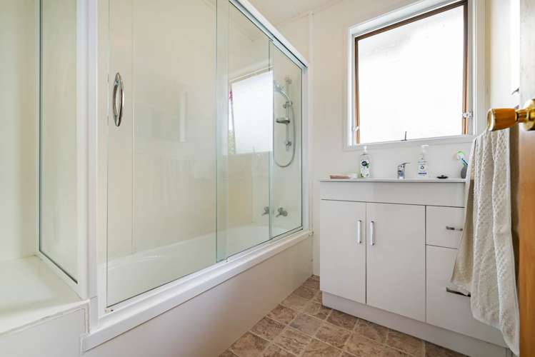 117 Archmillen Avenue Pakuranga Heights_13