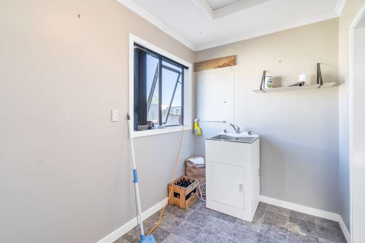 5 Waverley Street Gore Surrounds_12