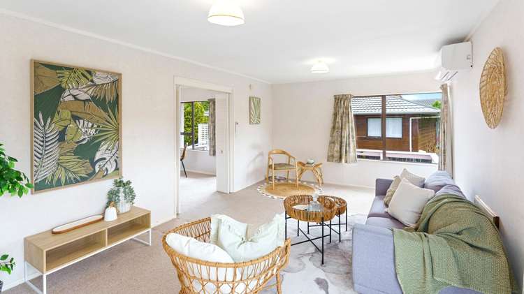 15 Atarau Grove Paraparaumu_3