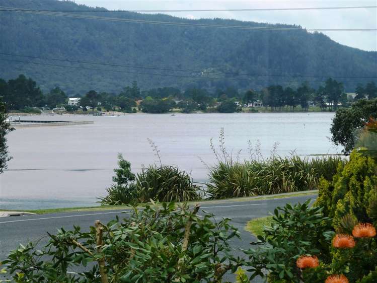 176 Ocean Beach Road Tairua_26