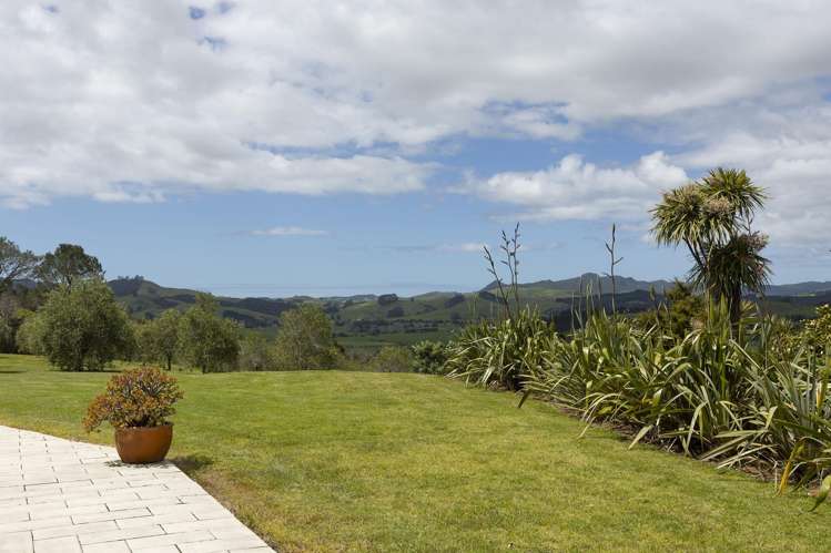 163 Midgley Road Mangonui_3