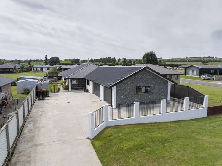 10 Orbell Crescent_0