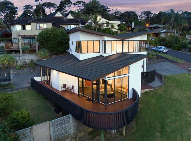 24 Chamari Close Titirangi_1