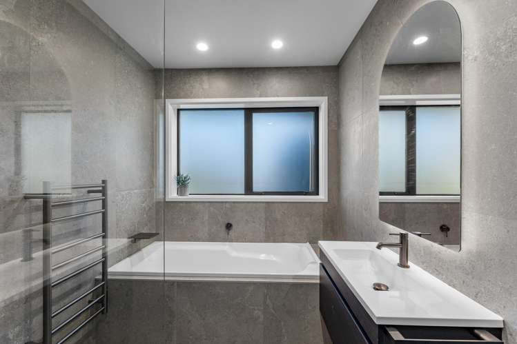 79 Torkar Road Clarks Beach_16